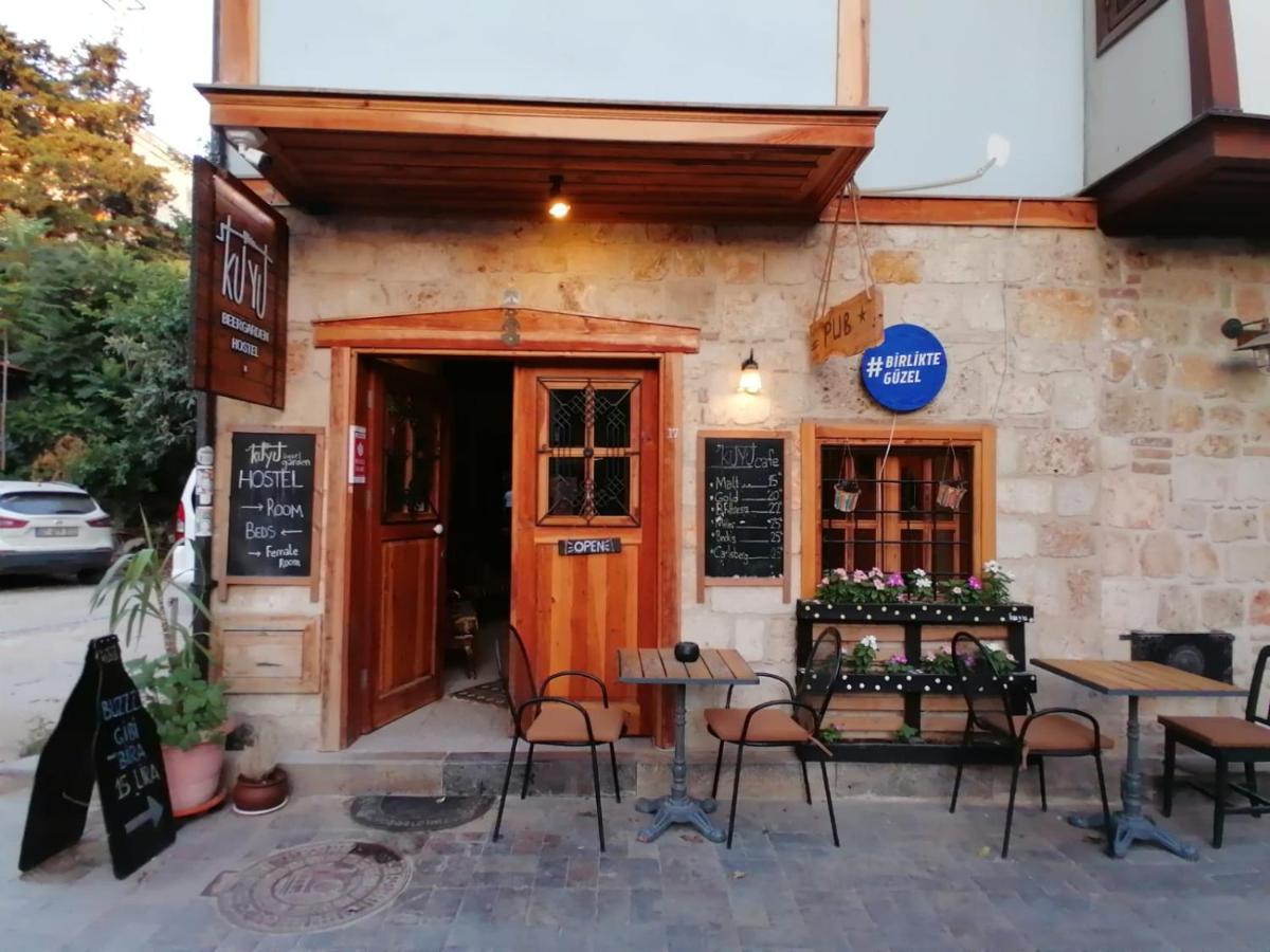 Kuyu Beergarden Hostel Antalya Exteriör bild